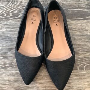Call It Spring women’s size 5 vegan leather flats